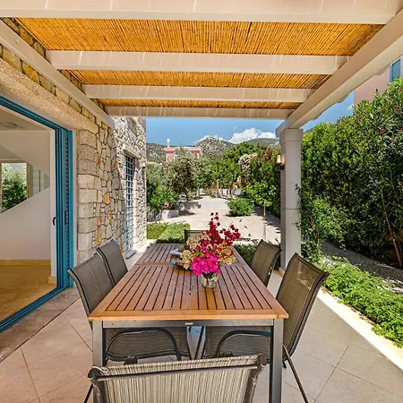 Villa Costa Bianca
