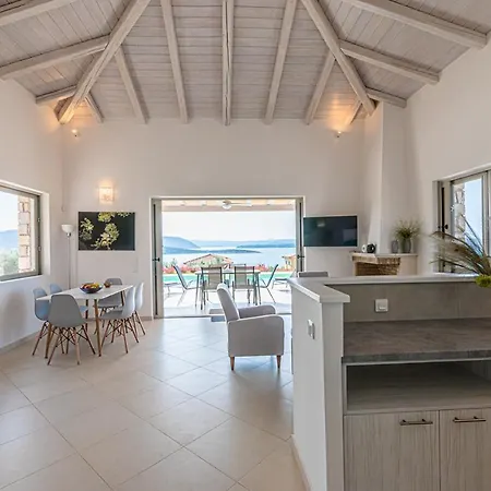 فيلة Costa Bianca Koilás