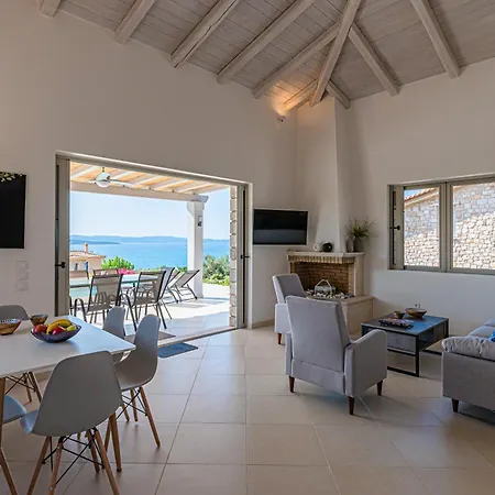 Villa Costa Bianca *