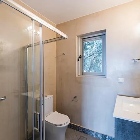 فيلة Costa Bianca Koilás