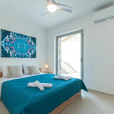 فيلة Costa Bianca