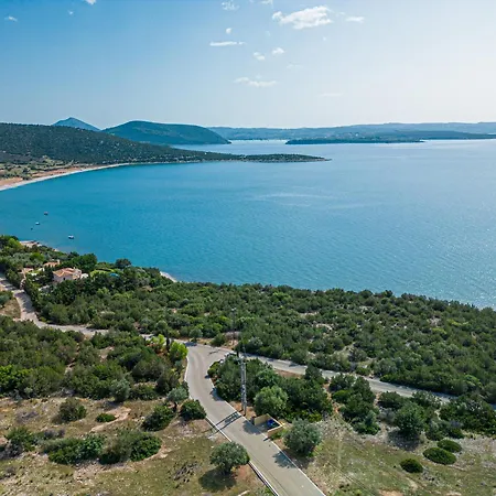 Villa Costa Bianca *