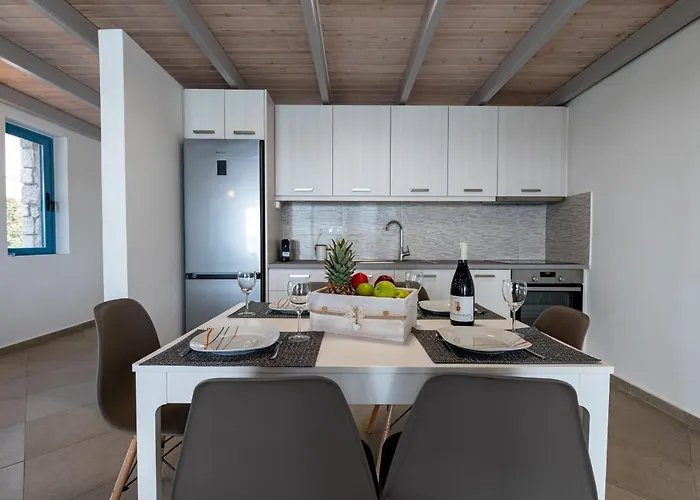 Costa Bianca Koilás